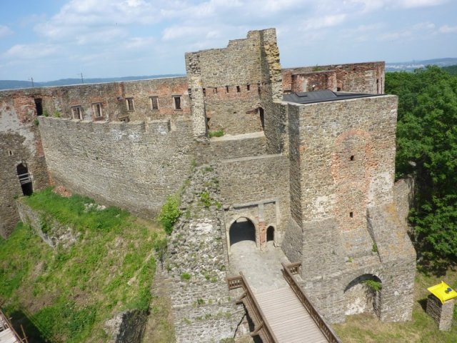 2015